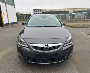 Opel Opel Astra J Lim. 5-trg. Edition Klima Navi ESD PD Gebrauchtwagen