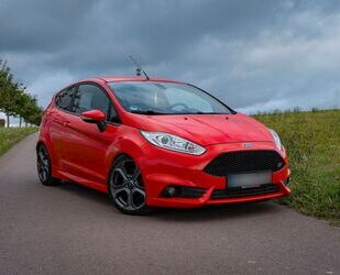 Ford Ford Fiesta 1,6 EcoBoost ST Leder-Sport-Paket ST . Gebrauchtwagen