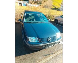 VW Volkswagen Bora 1.6 Basis Basis Gebrauchtwagen