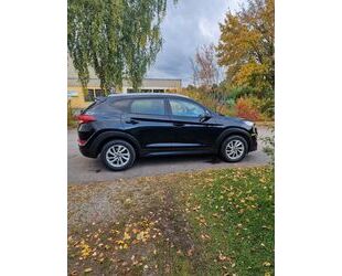 Hyundai Hyundai Tucson blue 1.7 CRDi Trend 2WD Trend Gebrauchtwagen