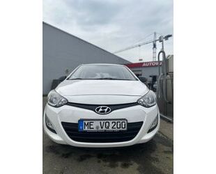 Hyundai Hyundai i20 1.2 UEFA EURO 2012 Edition UEFA EURO 2 Gebrauchtwagen