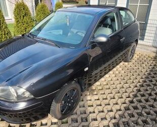 Seat Seat Ibiza 1.2 12V Stella, 63PS Gebrauchtwagen