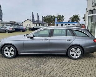 Mercedes-Benz Mercedes-Benz E 220 d T-Modell Avantgarde AHK+Mult Gebrauchtwagen