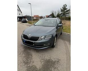 Skoda Skoda Octavia 1.6 TDI SCR DSG Style Combi Style Gebrauchtwagen