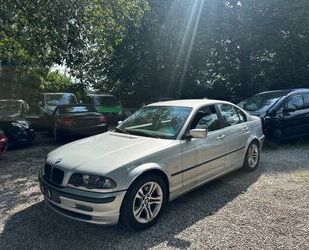 BMW BMW 328i Gebrauchtwagen