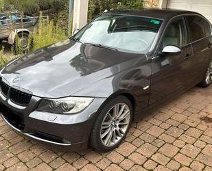 BMW BMW 335d Leder 18 Zoll M Felgen Gebrauchtwagen