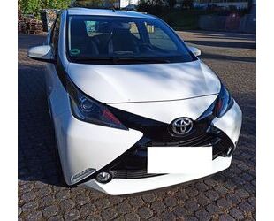 Toyota Toyota Aygo (X) 1,0-l-VVT-i x-play touch x-play to Gebrauchtwagen