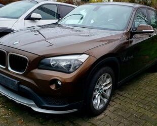 BMW BMW X1 Baureihe 18 i sDrive Navi BiXenon NUR 26TKM Gebrauchtwagen