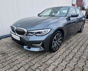 BMW BMW 330e*LCProf*LUXURY LINE*ACC*AHK*KAMERA Gebrauchtwagen