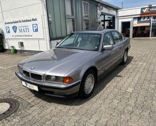 BMW BMW 728i, 2. Hand, Leder, GSD, Automatik Gebrauchtwagen