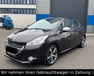 Peugeot Peugeot 208 Allure*Panorama*Tüv Neu*Navi*LED*Klima Gebrauchtwagen