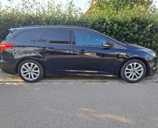 Ford Ford Focus 1,0 EcoBoost 103kW ST-Line Turnier ST-L Gebrauchtwagen