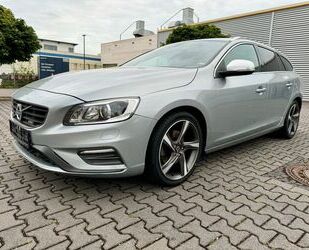 Volvo Volvo V60 D4 Momentum Aut. R-Design Sportpaket ZR Gebrauchtwagen