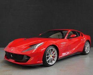 Ferrari Ferrari 812 6.5 V12 Superfast DCT F1*LIFT*GARANTIE Gebrauchtwagen