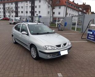 Renault Renault Megane 1,6 Gebrauchtwagen