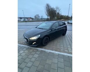 Hyundai Hyundai i30 1.4 T-GDI YES! + Gebrauchtwagen