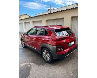 Hyundai Hyundai Kona ELEKTRO Premium 150kW - Scheckheftgep Gebrauchtwagen