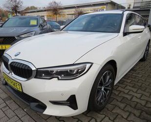 BMW BMW 320d touring xDrive Sport Line *LEDER*PANO*STH Gebrauchtwagen