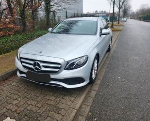 Mercedes-Benz Mercedes-Benz E 200 Autom. - Gebrauchtwagen