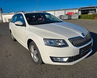 Skoda Skoda Octavia Combi Ambition 4x4*Tüv Neu*AHK* Gebrauchtwagen