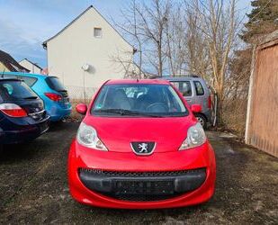 Peugeot Peugeot 107 Filou* 5 - türig * ZV * Tüv 8 / 2026 Gebrauchtwagen