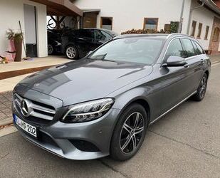 Mercedes-Benz Mercedes-Benz C 200 d T LED|Leder|Navi|AHK|StandHz Gebrauchtwagen