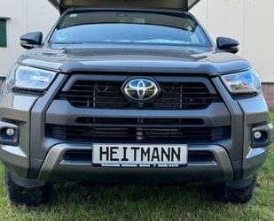 Toyota Toyota Hilux Double Cab Invincible 4x4 zGg 3.500Kg Gebrauchtwagen