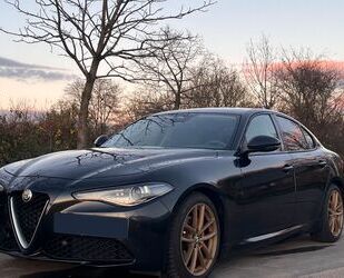 Alfa Romeo Alfa Romeo Giulia 2.0 Turbo 16V 147kW AT8 Super Su Gebrauchtwagen