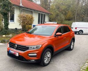 VW Volkswagen T-Roc 1,6 TDI Navi Clima Sitzheizung Mo Gebrauchtwagen