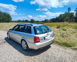 Audi Audi S4 2.7 quattro Avant -silber 2.7l bi turbo Az Gebrauchtwagen