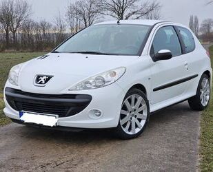 Peugeot Peugeot 206 + Basis Gebrauchtwagen