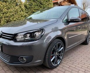 VW Volkswagen Touran 2.0 TDI 130kW DSG Highline Highl Gebrauchtwagen