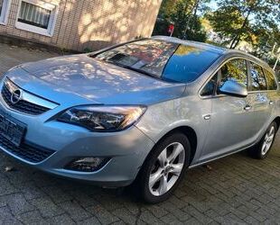 Opel Opel Astra J Sports Tourer Sport Gebrauchtwagen