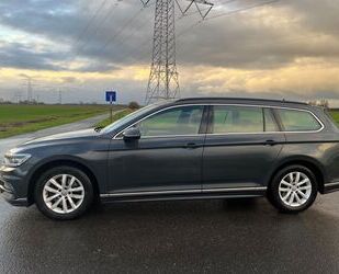 VW Volkswagen Passat Variant 2.0 TDI SCR DSG Elegance Gebrauchtwagen