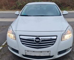 Opel Opel Insignia A Lim. Sport Navi*SHZ*Alu*AHK Gebrauchtwagen