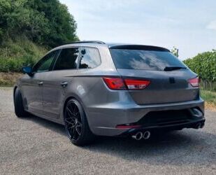 Seat Seat Leon ST 1.4 TSI 92kW FR *Tuning Einzelstück* Gebrauchtwagen