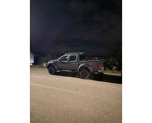 Nissan Nissan Navara LE DELTA 4x4 Umbau Gebrauchtwagen