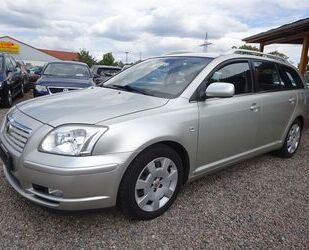 Toyota Toyota Avensis Combi Sol 1.8-l-VVT-i Gebrauchtwagen