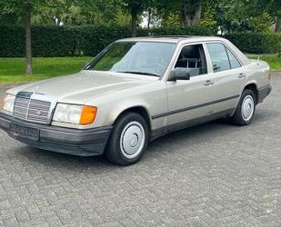 Mercedes-Benz Mercedes-Benz 200 H-Zulassung el. Schiebehubdach Gebrauchtwagen