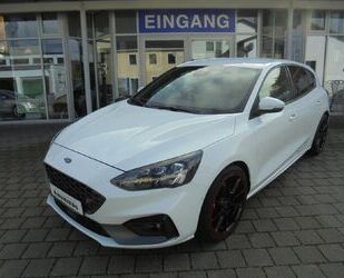 Ford Ford Focus Lim. ST Autom. [Navi LED ACC WP TechnoP Gebrauchtwagen