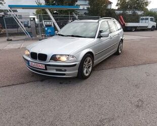 BMW BMW 320i touring Gebrauchtwagen