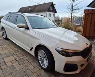 BMW BMW 520d xDrive Touring M Sport. ACC, AHK Gebrauchtwagen