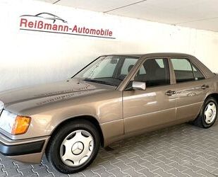 Mercedes-Benz Mercedes-Benz E 230 Lim., KLIMA, TÜV Neu, aus 2. H Gebrauchtwagen