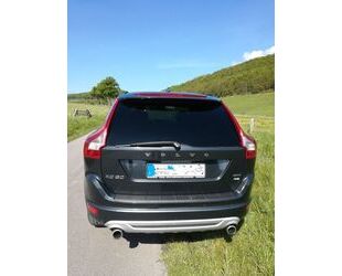 Volvo Volvo XC60 2.4D DRIVe R Design Gebrauchtwagen