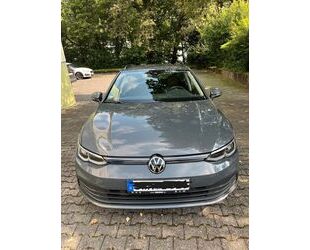 VW Volkswagen Neuer TÜV | Golf 2.0 TDI SCR DSG Varian Gebrauchtwagen