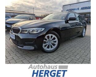 BMW BMW 318d Touring 1.Hand/Scheckheft/LiveCockpit/PDC Gebrauchtwagen