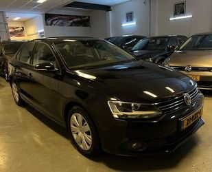 VW Volkswagen Jetta 1.2 TSI Sedan Navi Clima Gebrauchtwagen