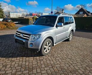 Mitsubishi Mitsubishi Pajero 3.2 DI-D Intense Gebrauchtwagen