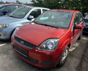 Ford Ford Fiesta Style 1,3 *KLIMAANLAGE*EURO 4*SERVO* Gebrauchtwagen