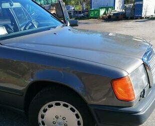 Mercedes-Benz Mercedes-Benz 300 E W124 Gebrauchtwagen